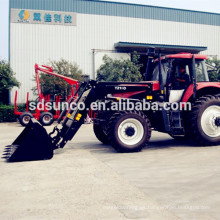 Tractor compacto CE 824 hp con cargador frontal